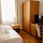 Hotel Pod Zelenym Dubem