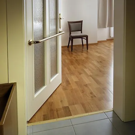Pod Zelenym Dubem Hotel 3*