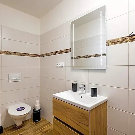 Pod Zelenym Dubem Hotel