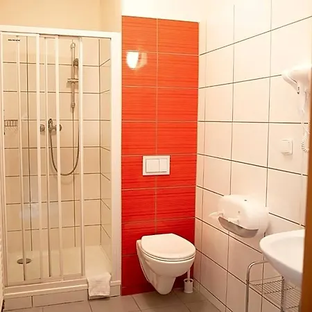 Pod Zelenym Dubem Hotel 3*