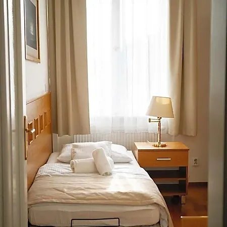 Pod Zelenym Dubem Hotel Bohumín