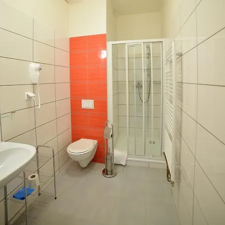 Hotel Pod Zelenym Dubem 3*