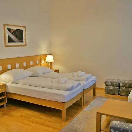 Pod Zelenym Dubem Hotel 3*