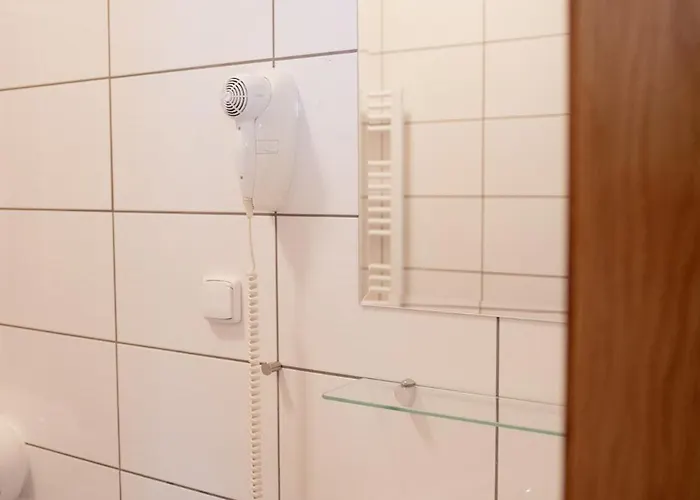 Pod Zelenym Dubem 3*