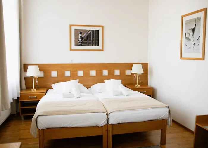 Pod Zelenym Dubem Hotel 3*