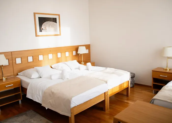 Pod Zelenym Dubem Hotel 3*